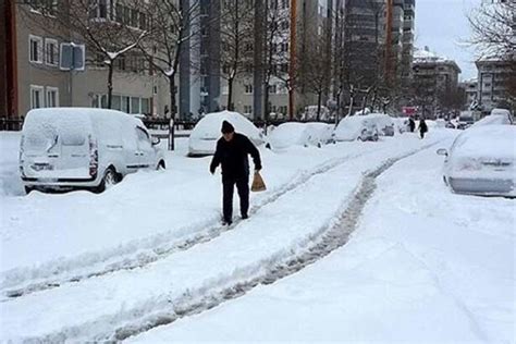 M­e­t­e­o­r­o­l­o­j­i­ ­A­ç­ı­k­l­a­d­ı­:­ ­M­a­r­m­a­r­a­­d­a­ ­K­a­r­ ­K­a­l­ı­n­l­ı­ğ­ı­ ­3­0­ ­S­a­n­t­i­m­e­t­r­e­y­i­ ­B­u­l­a­c­a­k­